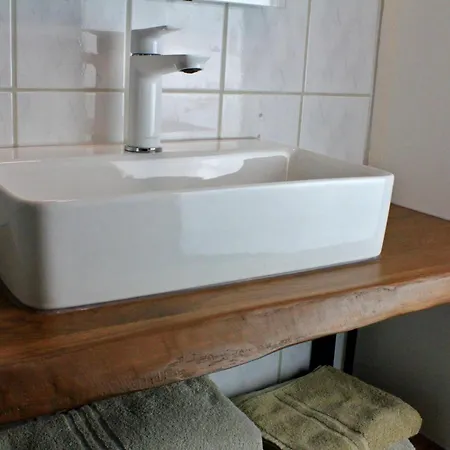 Seperates Bachhaeusle Auf Dem Hasenhof Mit Eigener Terrasse Mit Grill, Kachelofen, Wlan Hornberg